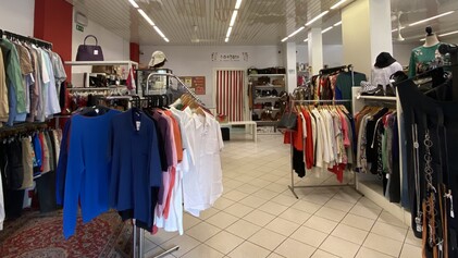 Negozio di abbigliamento usato - Coop. Soc. Di Mano in Mano Onlus